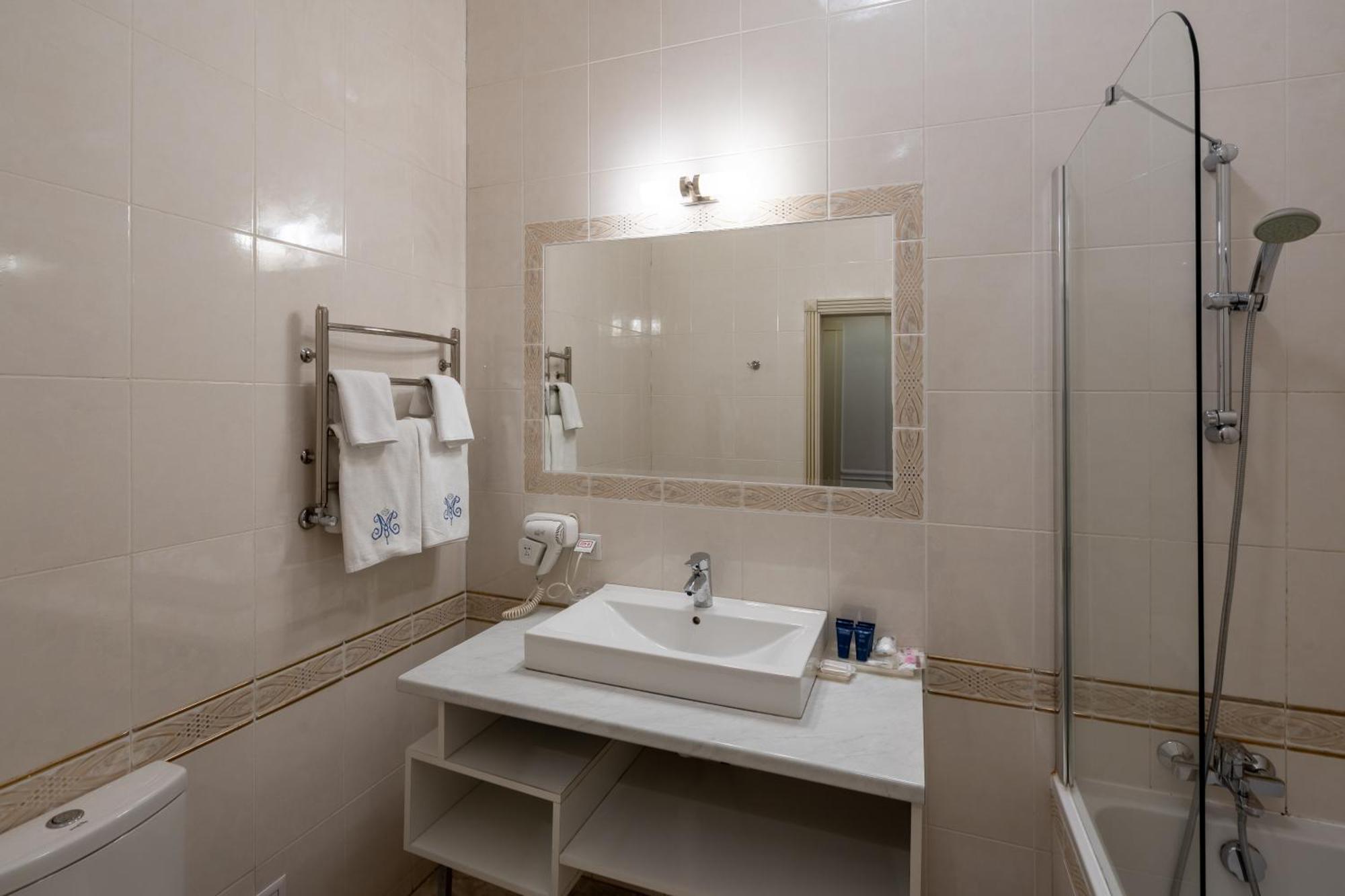 Metro Hotel Apartments Odessa Dış mekan fotoğraf